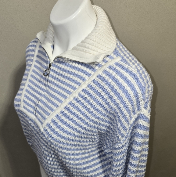 Jessica Simpson Knitted Crop Top Sweater Women's Size Medium - Picture 4 of 7